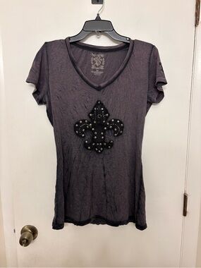 Velvet Stone Y2K Fleur De Lis Graphic Tee Grey Studded Mineral Wash V-Neck XL